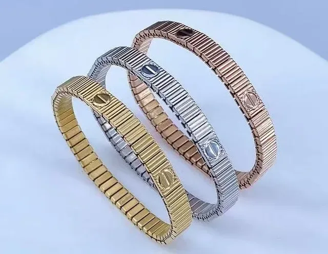 Cartier Love 手链 玫瑰金 银色 黄金 金属 6