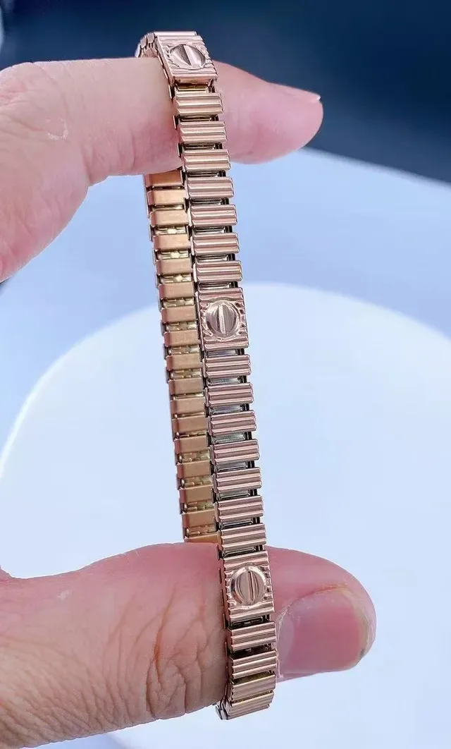Cartier Love 手链 玫瑰金 银色 黄金 金属 7