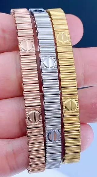Cartier Love 手链 玫瑰金 银色 黄金 金属 9