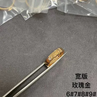 Cartier Love Anillo ancho de oro rosa con una piedra