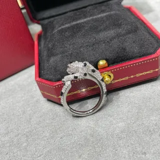 Cartier Panthère Panther Motif Pavé Diamond and Onyx Ring