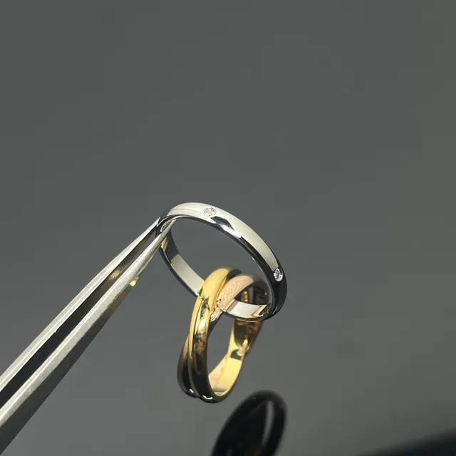 Anneau Cartier Trinity Triple Band Or et Noir Émaillé 4
