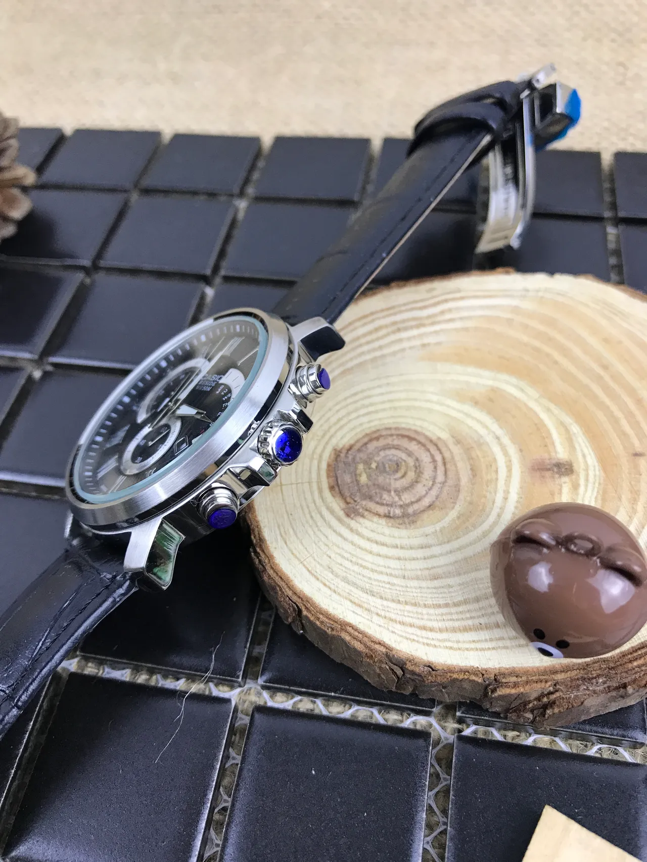 Casio Beside Chronograph القرص الأسود لمسات ذهبية اللون كوارتز ساعة 7