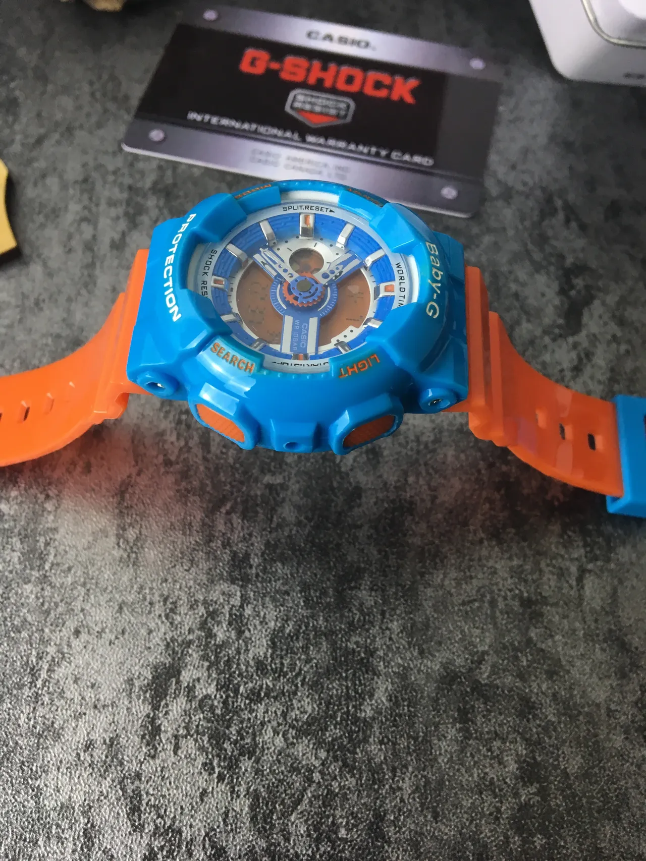 Casio Montre Hybride Digital-Analog Bleu Orange avec Boîtier en Résine Sportive 4