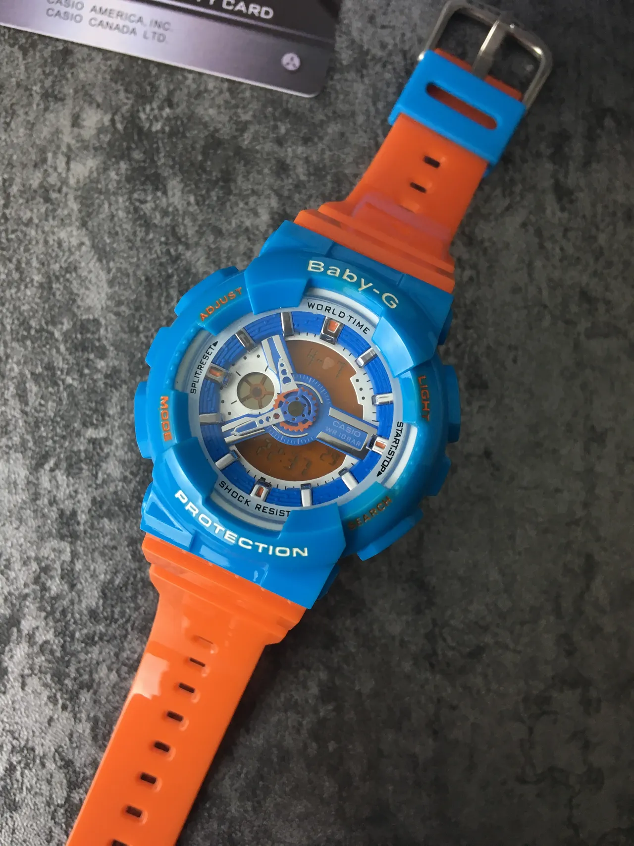 Casio Montre Hybride Digital-Analog Bleu Orange avec Boîtier en Résine Sportive 5