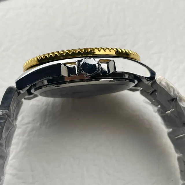 Casio Style Plongée Bicolore Or et Noir Montre Sport 2