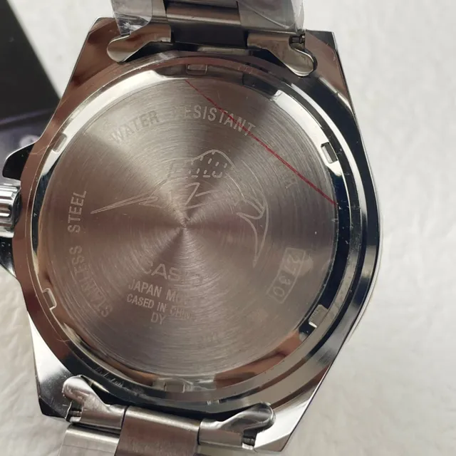 Casio Style Plongée Bicolore Or et Noir Montre Sport 7