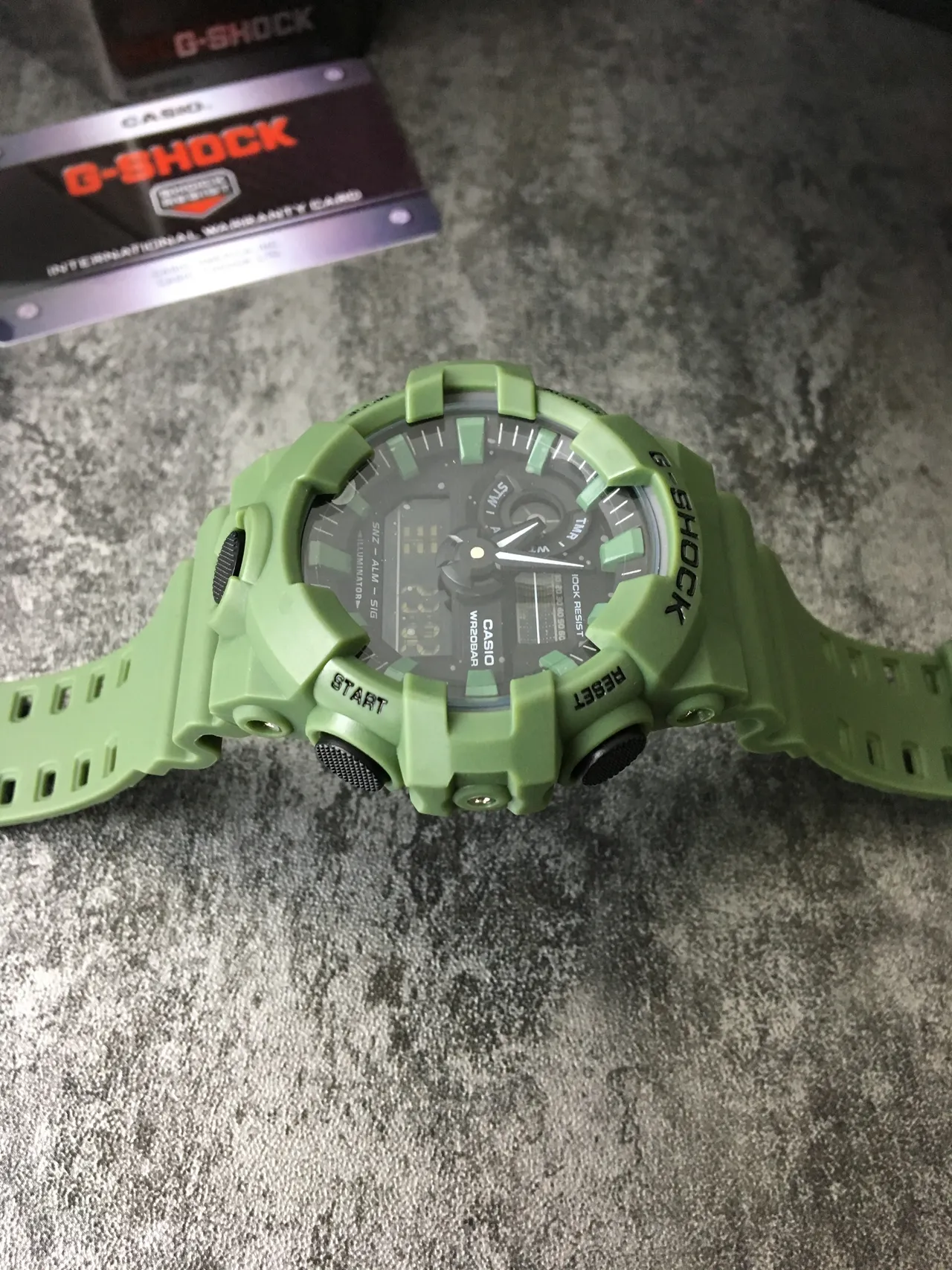 Casio G-Shock GA-100 Vert Olive Montre Sportive 4