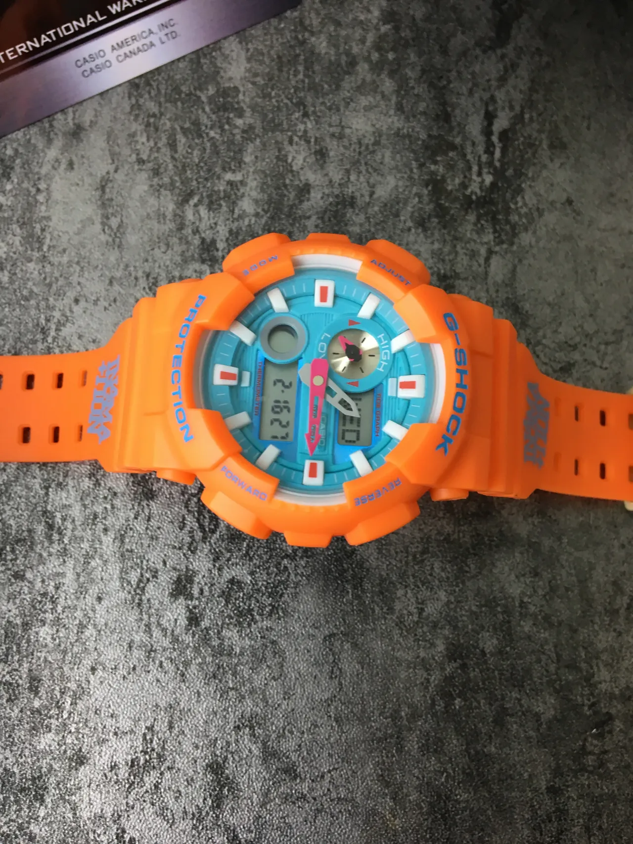 Casio G-Shock GA-110 Orange et Turquoise Montre Sportive 5
