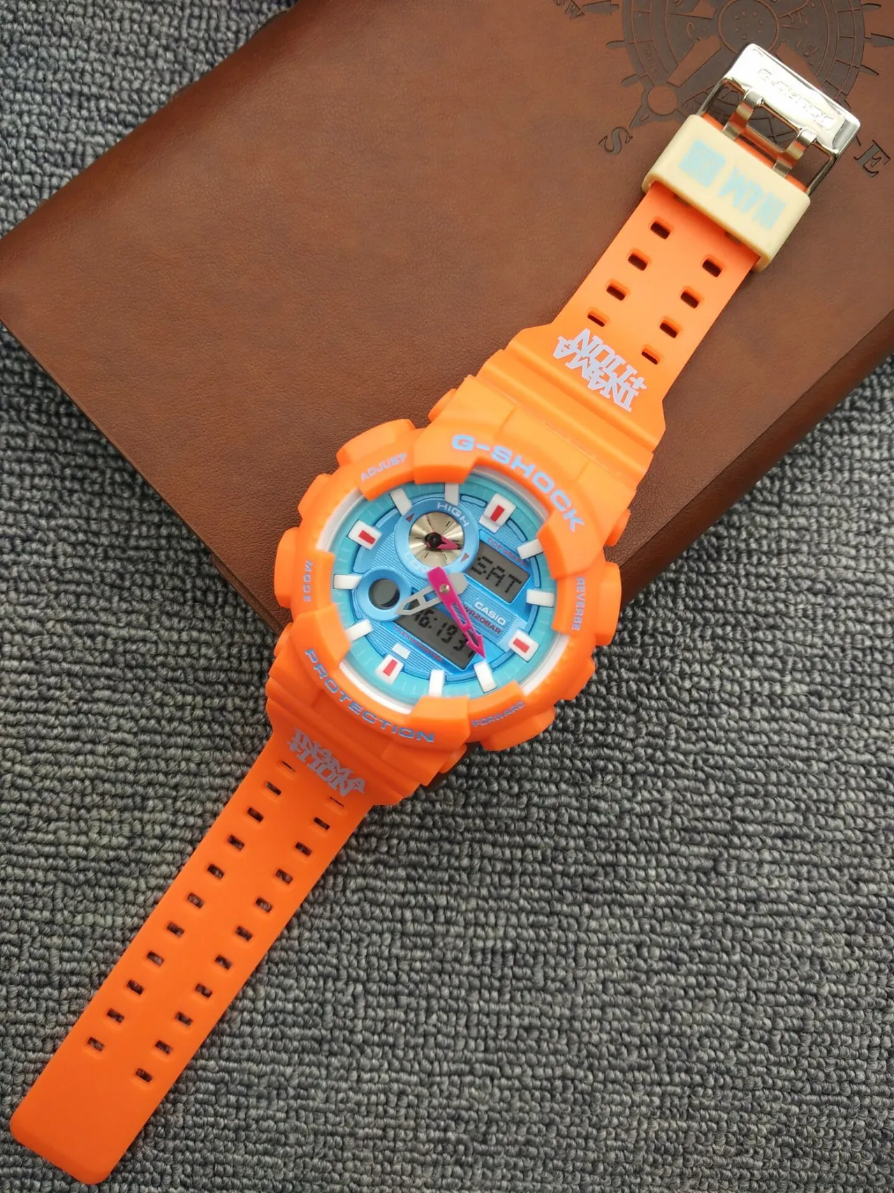 Casio G-Shock GA-110 Orange et Turquoise Montre Sportive 13