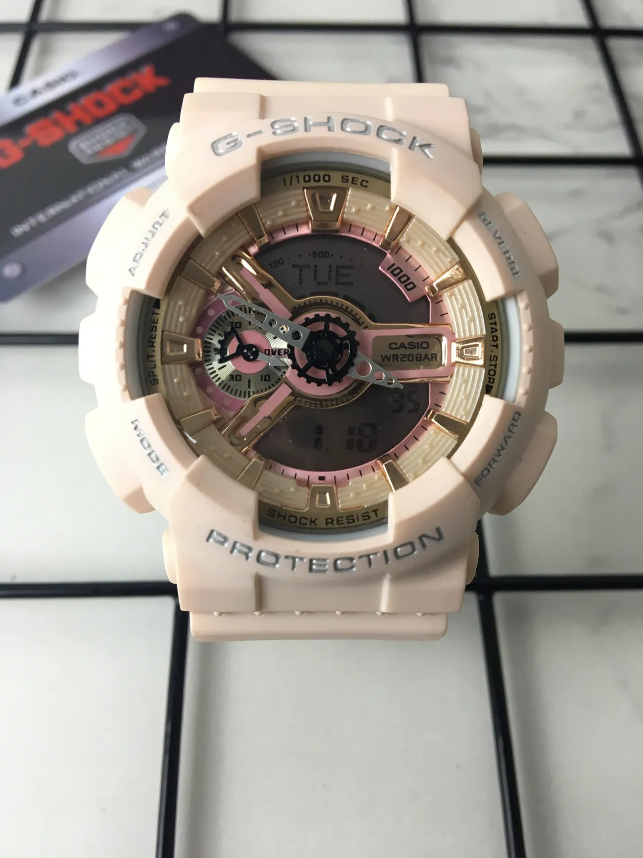 Casio G-Shock GA-110 Rose pastel beige montre de sport 3