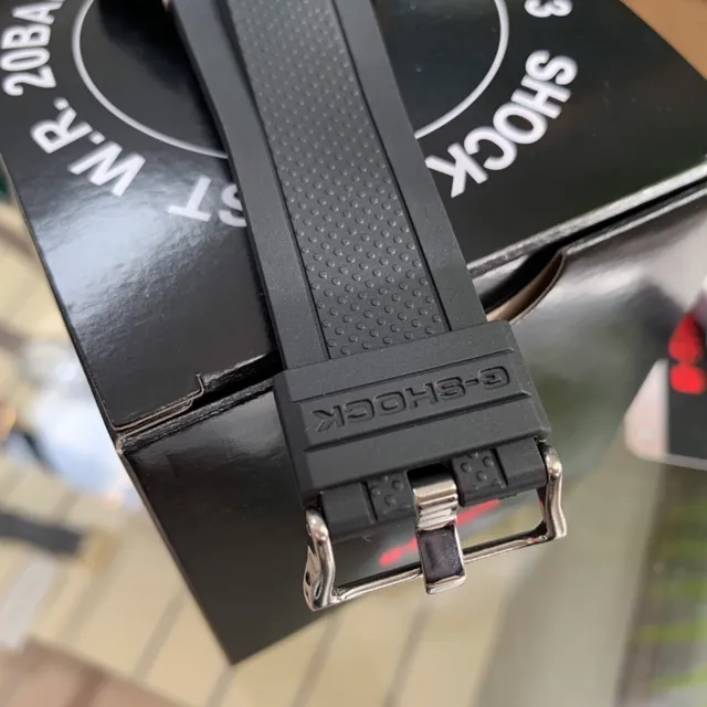 Casio G-Shock GA-2100 Negro y Oro Reloj Deportivo 2
