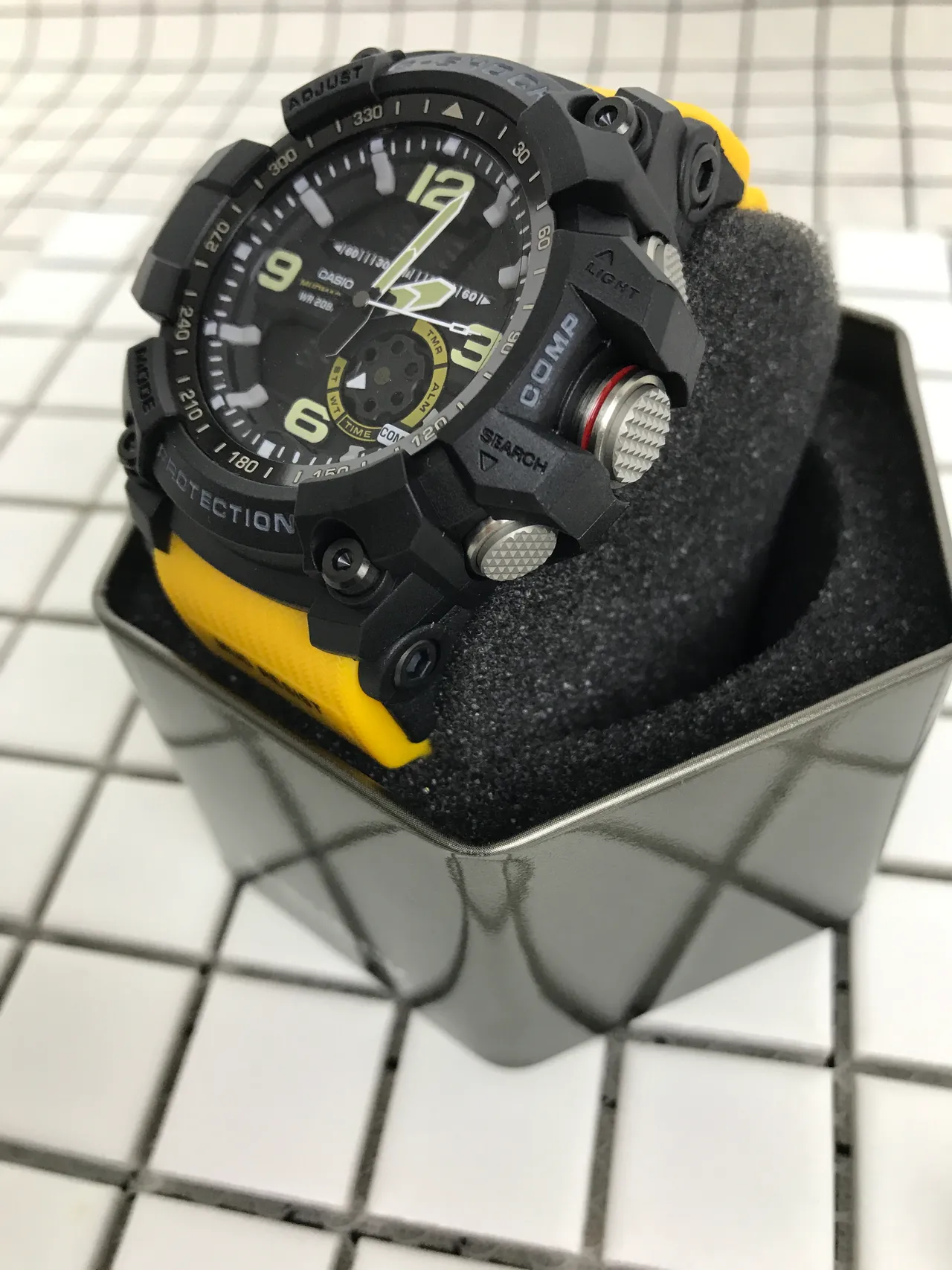 Casio G-Shock Mudmaster Black and Yellow Sports Watch 5