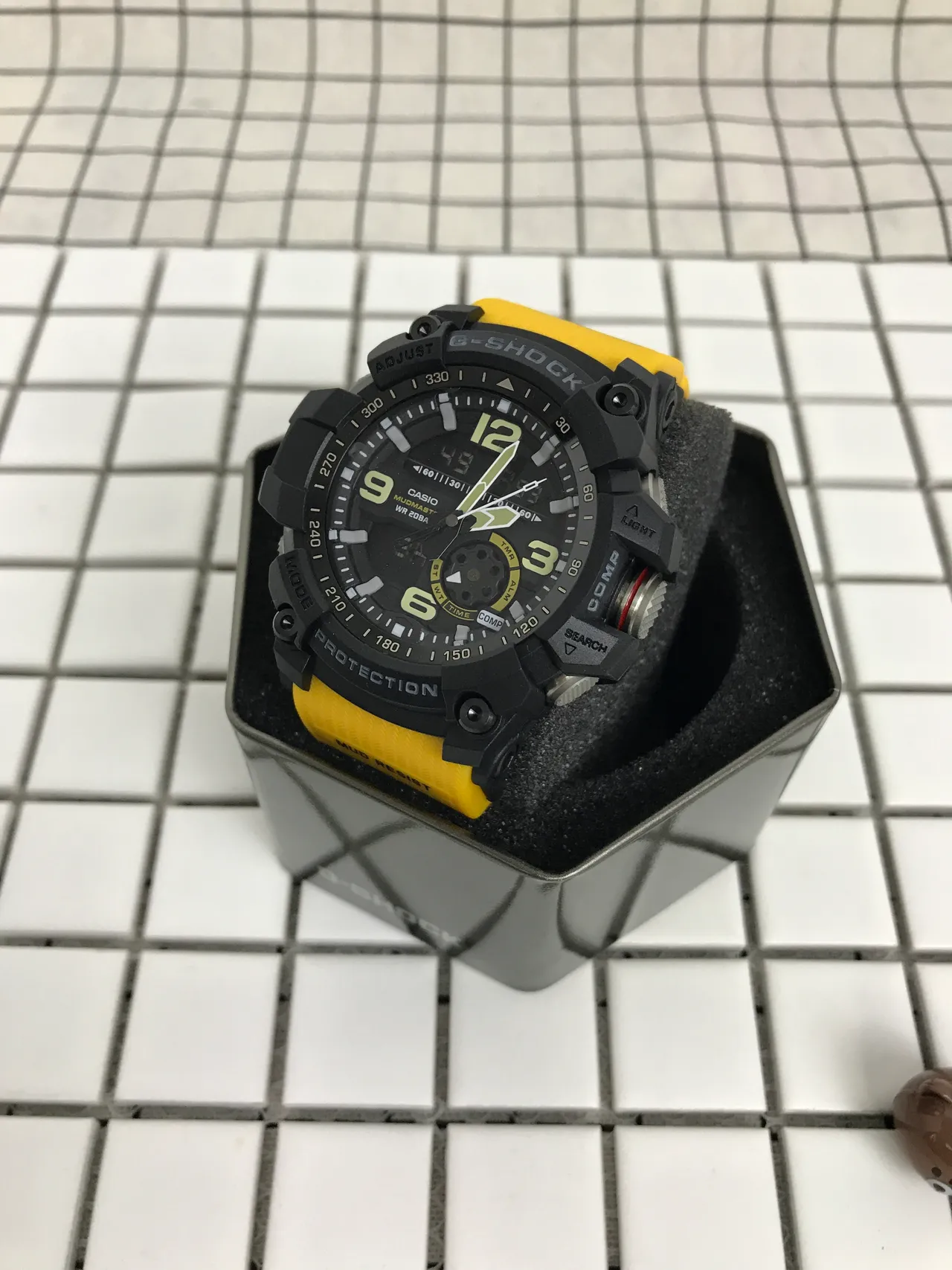 Casio G-Shock Mudmaster Black and Yellow Sports Watch 6