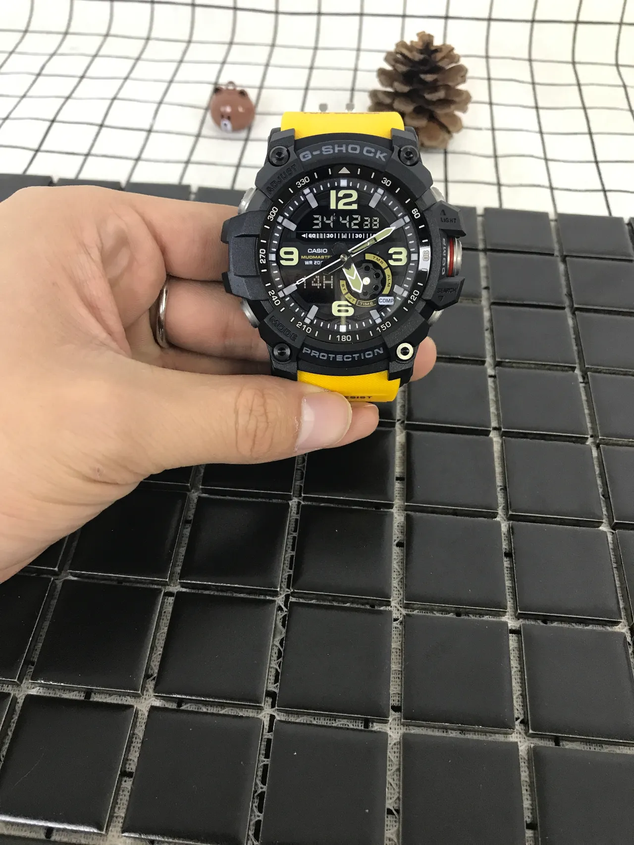 Casio G-Shock Mudmaster Black and Yellow Sports Watch 8