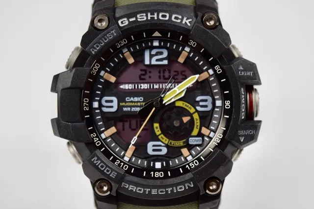 Casio G-Shock Mudmaster Olive Green Rugged Sports Watch 2