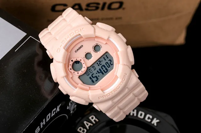 Casio G-SHOCK Pink White Rugged Resin Construction Digital LCD Display Quartz Watch 2