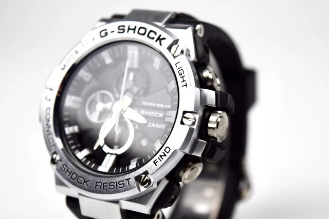 Casio G-Shock Tough Solar Shock Resist Montre Sportive 2