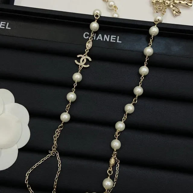 Chanel Bow Pearl Rosary Chain Necklace 3