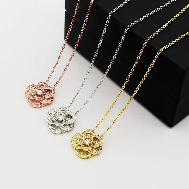 Chanel Camélia Pavé Diamond Flower Necklace 8