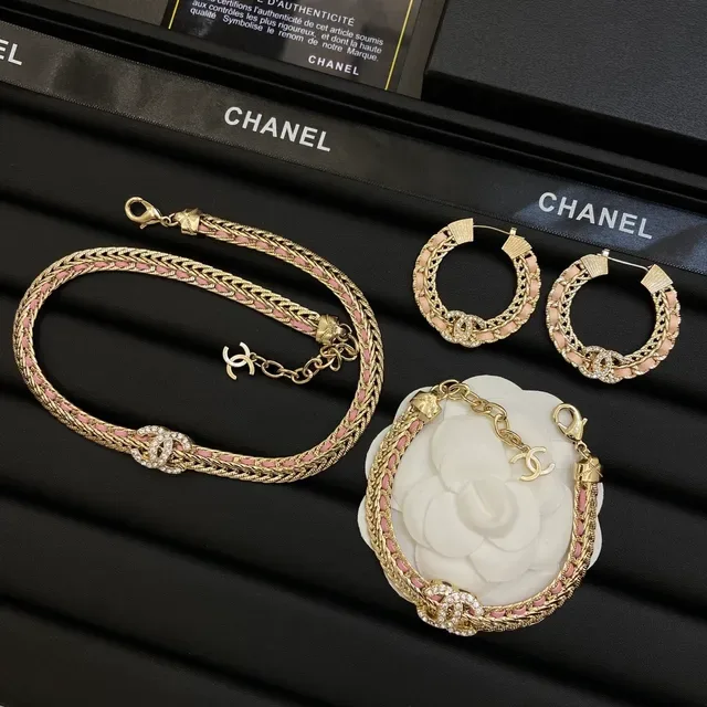 Chanel Camellia Gold Pink Braided Chain Woven Accents Necklace 8