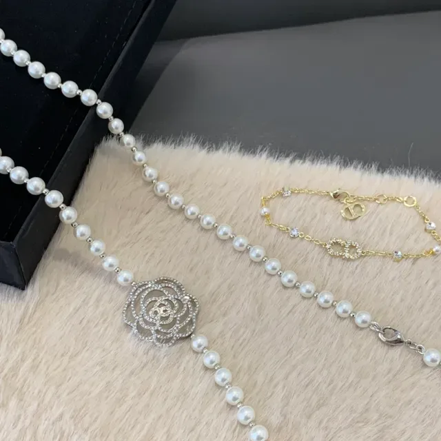 Chanel Camellia Blanc Argent Chaîne Perle Pendentif 3