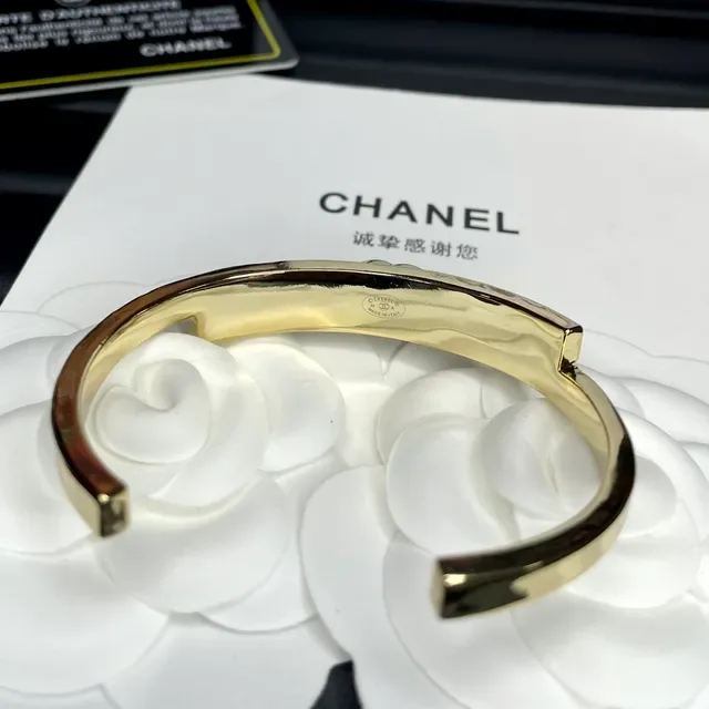 Chanel CC Crystal Logo Cuff Bracelet 2