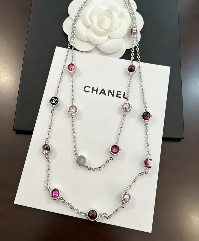 Chanel CC Logo e colar gemas rosadas dupla corrente 2
