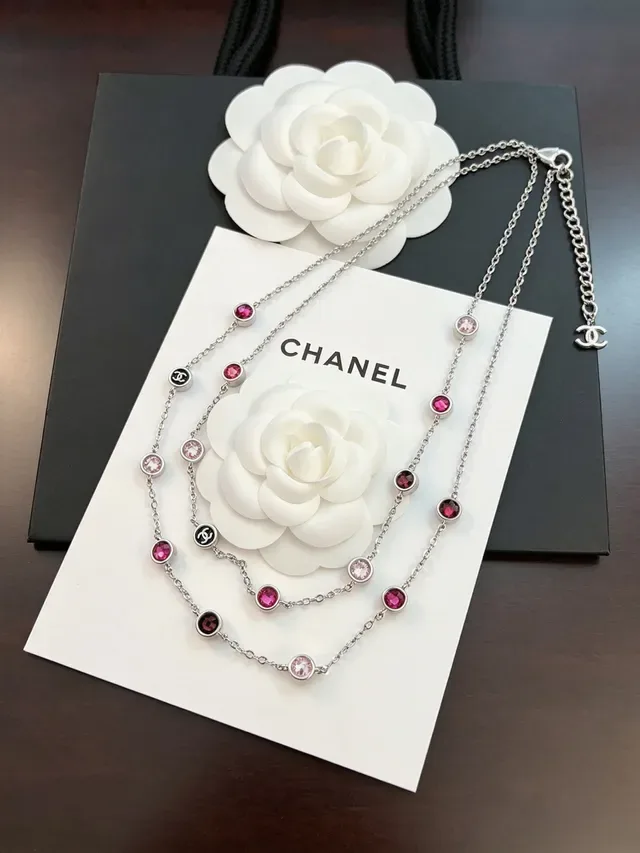 Chanel CC Logo e colar gemas rosadas dupla corrente 6