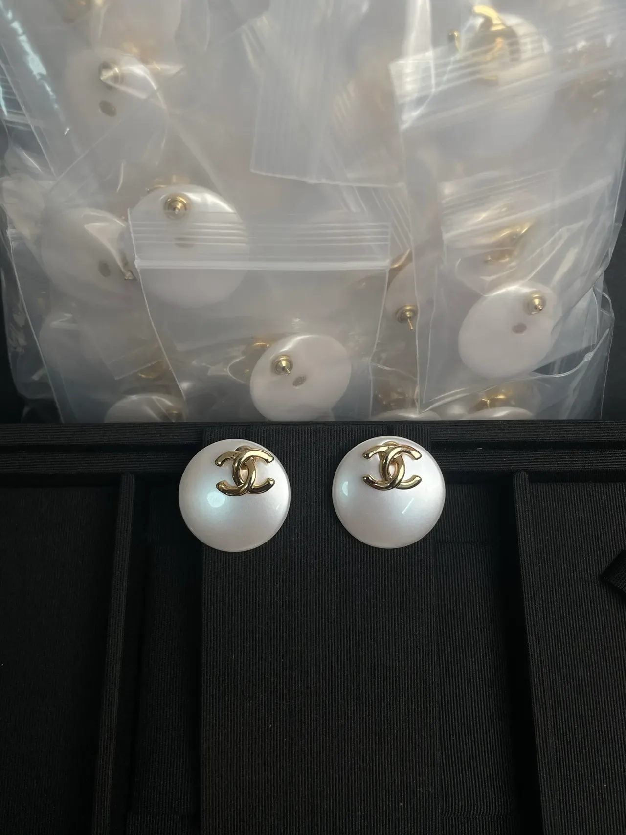 Chanel CC Logo Stud White Gold Round Earrings 6