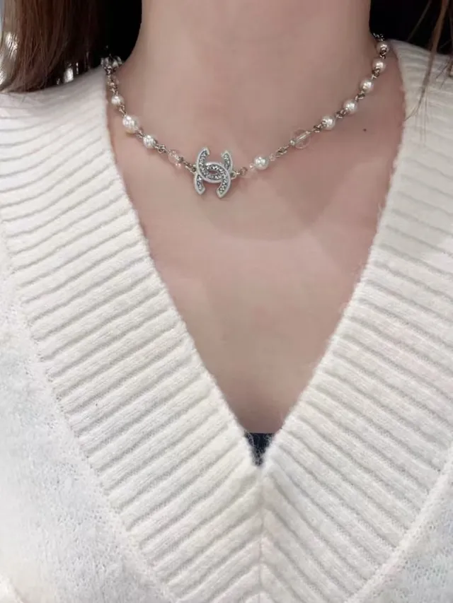 Chanel CC Pendant Pearl and Crystal Necklace 2