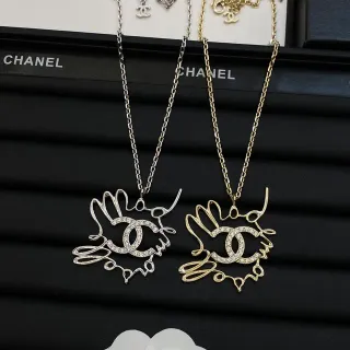 Chanel CC Sketch 银色金色抽象吊坠 Pavé-Set 互锁 logo 项链