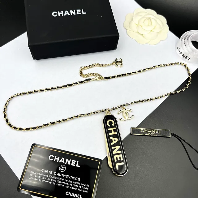 Chanel Comb Necklace Enamel Pendant Gold-Black Chain Women's Necklace 5
