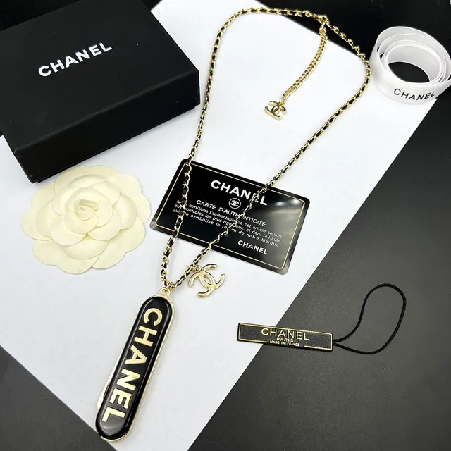 Chanel Comb Necklace Enamel Pendant Gold-Black Chain Women's Necklace 6