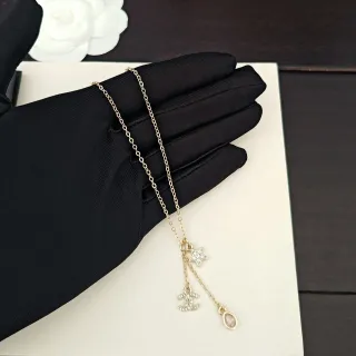 Chanel सोने की गुलाबी चेन Pavé-Crystal CC Logo नेकलेस