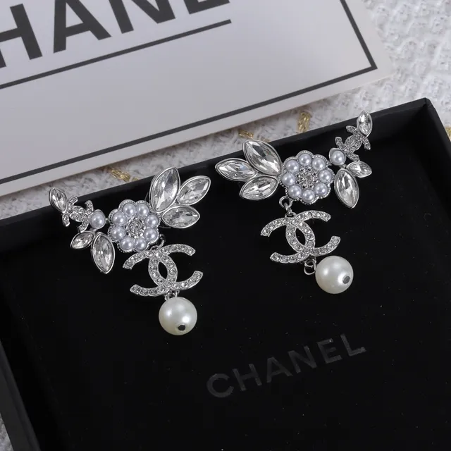 Chanel Gold Silver Floral Motif Pearl Drop Earrings 5