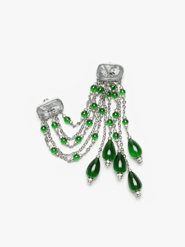 Boucles d'oreilles Chanel Vertes avec perles et frange 9