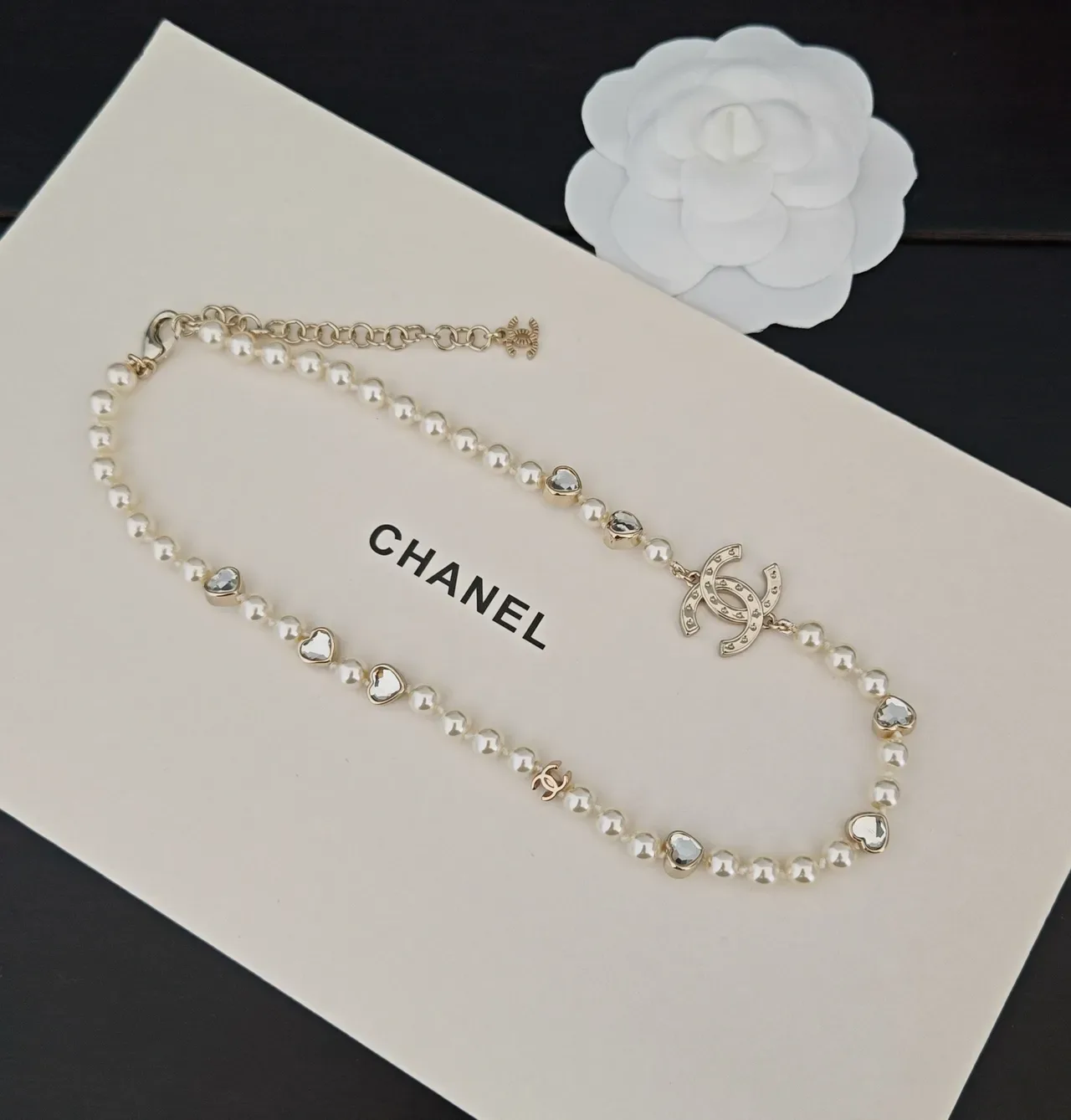Chanel Collier Perles et Cristal Cœur 2