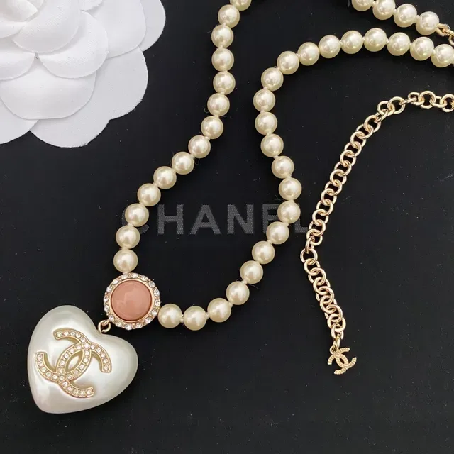 Collier Chanel Perles Double-Strand Pendentif Cœur 7