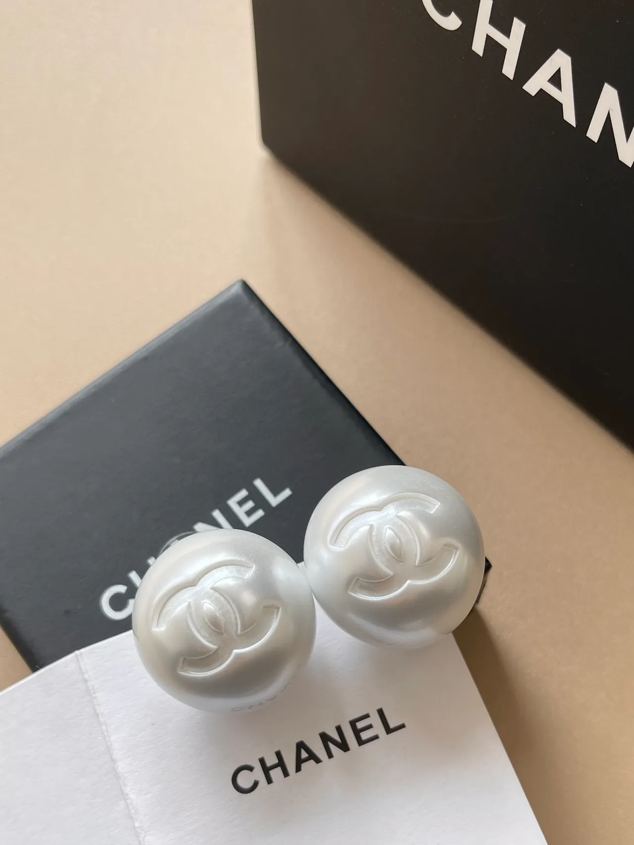 Chanel Pearl-Effect CC Logo Stud Earrings 5