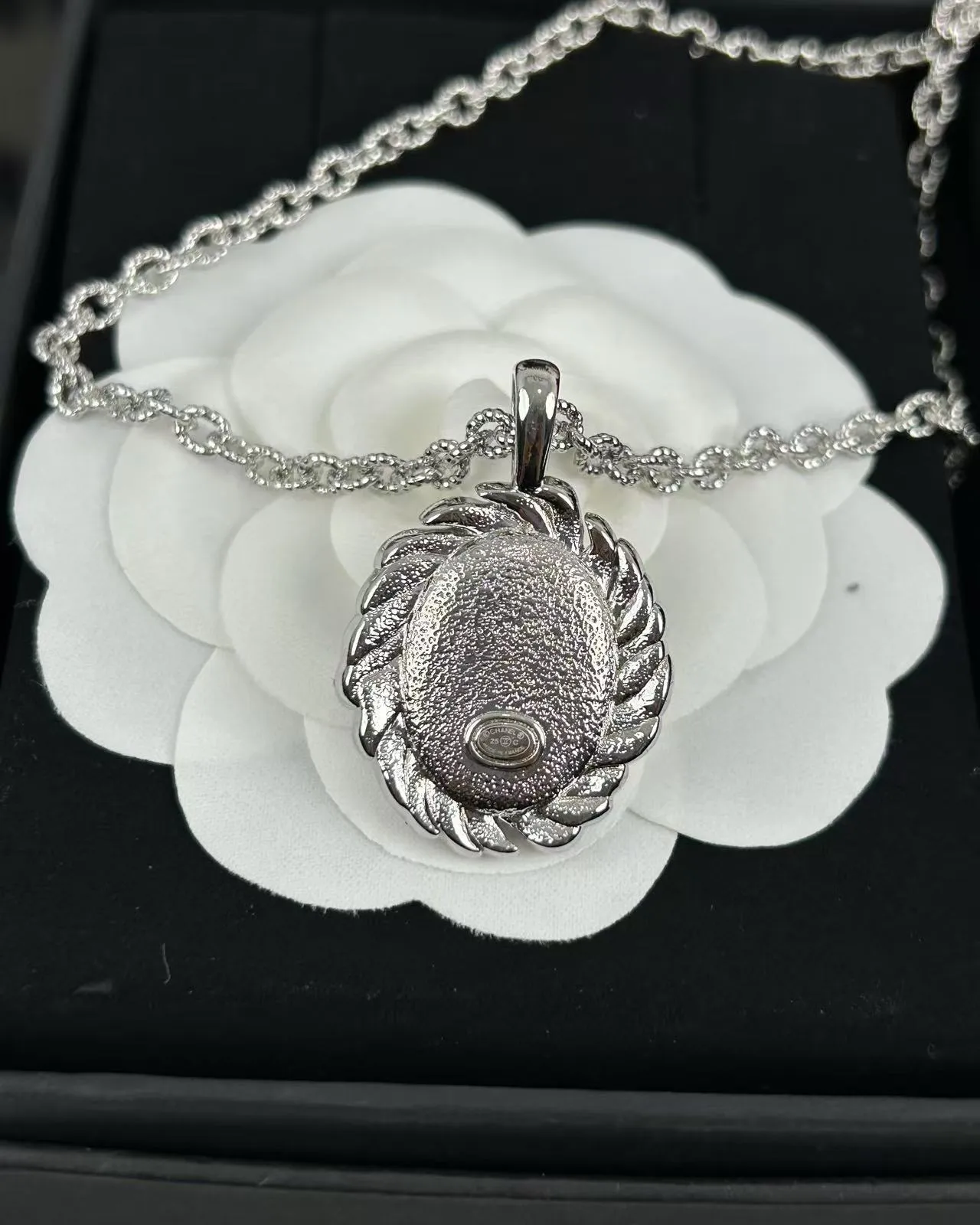 Chanel Silver Black Curb Chain Crystal-Encrusted Halo Necklace 5