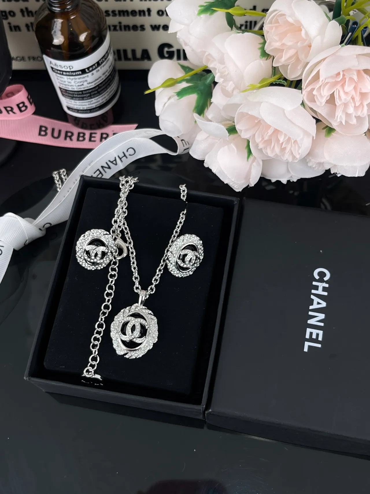 Chanel Silver Black Curb Chain Crystal-Encrusted Halo Necklace 7
