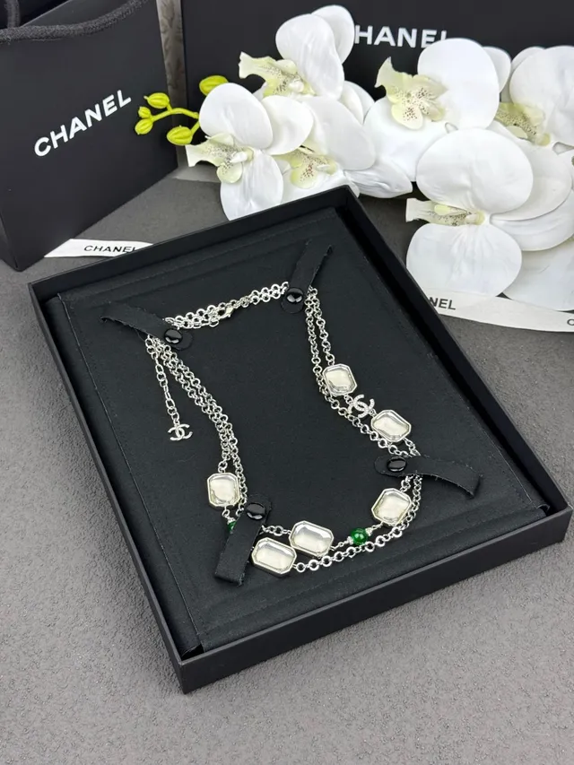 Chanel Silver Green Link Chain Rectangular Clear Stones Necklace 6