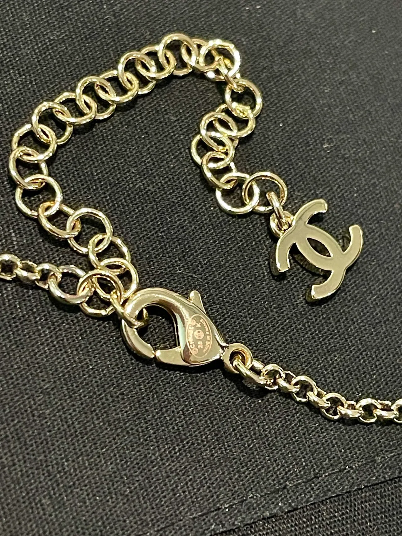 Chanel 银白长链珍珠点缀项链 5
