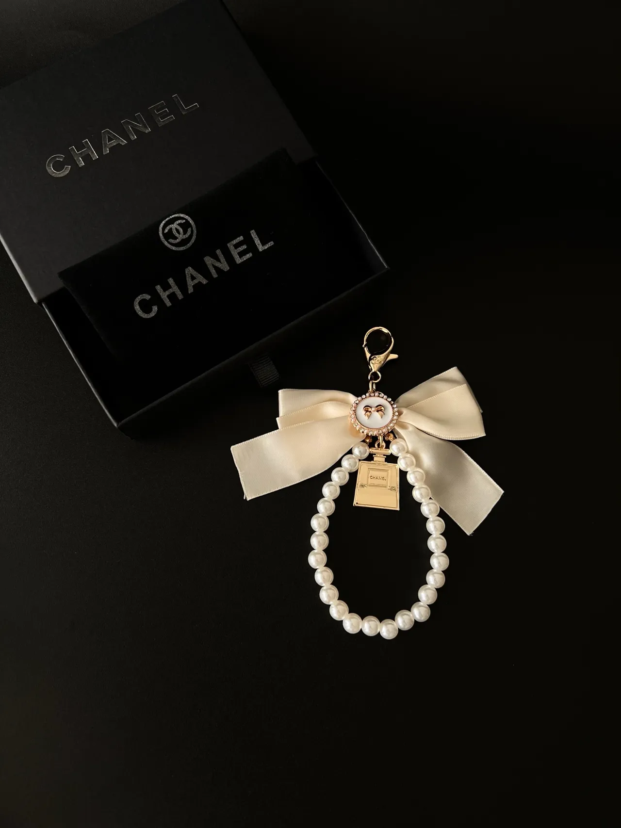 Chanel White Gold Pearl-Loop Satin Bow Bracelet 6