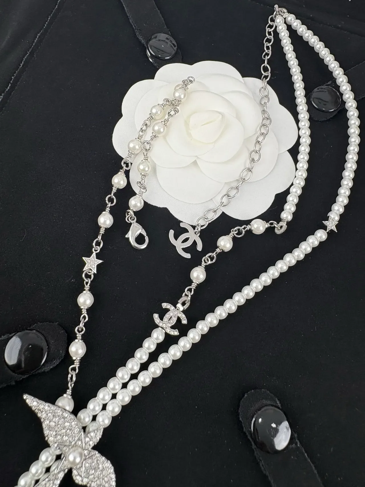 Chanel White Silver Pearl Strand Crystal-Embellished Bird Pendant Necklace 5