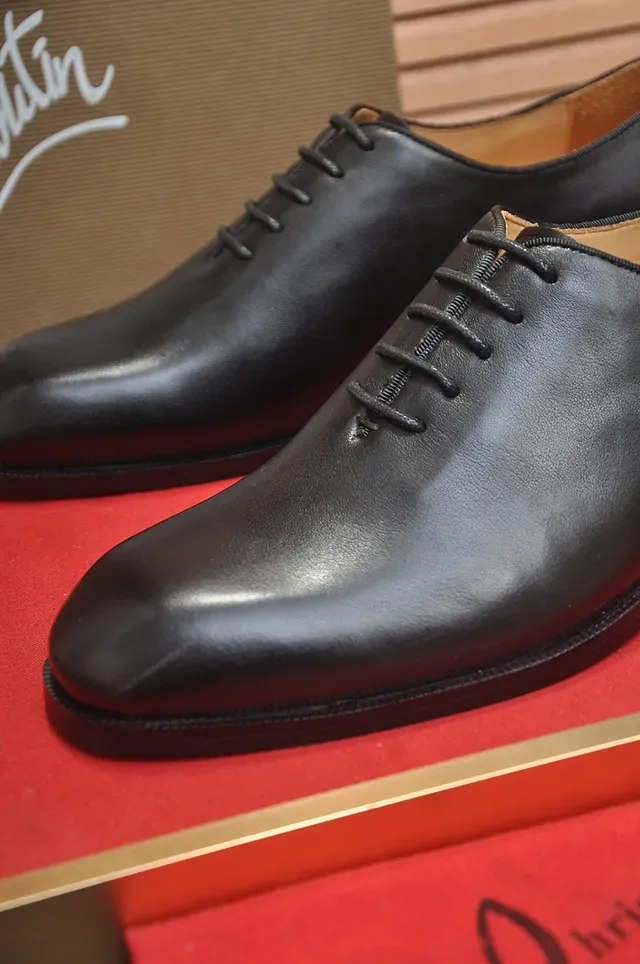 Christian Louboutin Black Polished Leather Cap Toe Oxford Shoes 2
