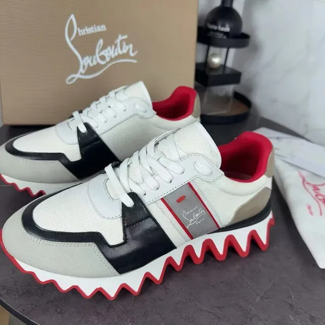 Christian Louboutin Blanc Rouge multiples panneaux partie supérieure semelle ondulée sneakers lifestyle 6