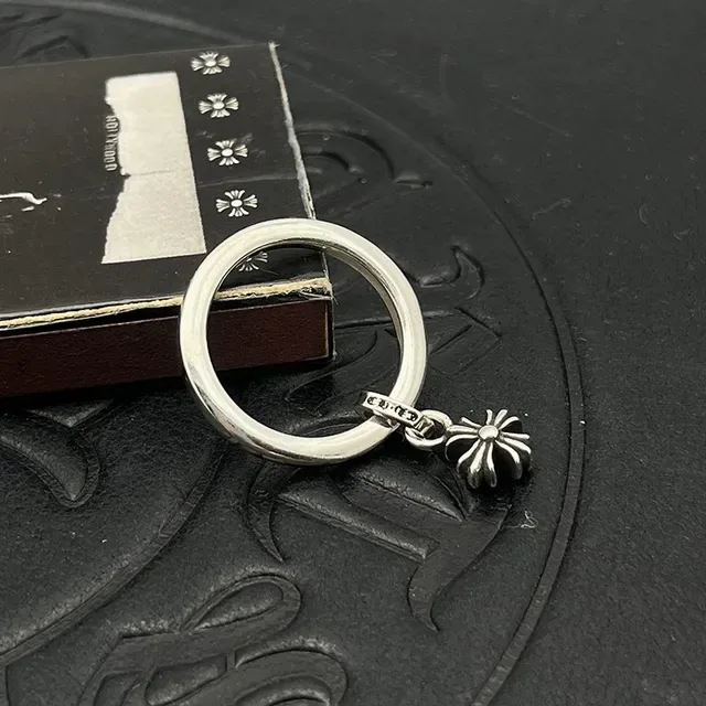 Chrome Hearts Anéis de Prata Gravados com Cruz e Floral 2