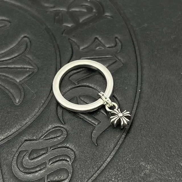 Chrome Hearts Anéis de Prata Gravados com Cruz e Floral 3